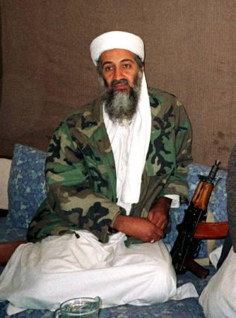 صحيفة فرنسية تكشف "تورط" الاستخبارات الأمريكية بتمويل "بن لادن"